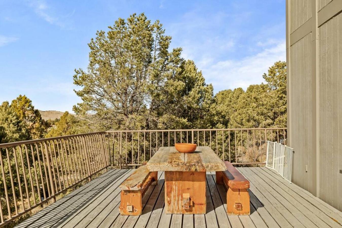 Steel Pine Lodge A Rustic Mountain Retreat Views Baldwin Lake Exterior foto